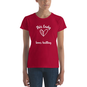 This Lady Loves Knitting (t-shirt, classic fit)